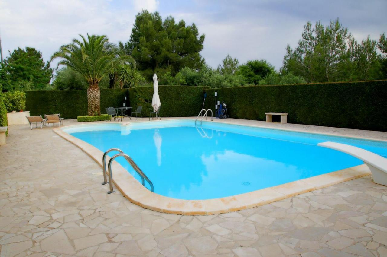 Bed and Breakfast Trullo Al Monte Чельє-Мессапіка Екстер'єр фото